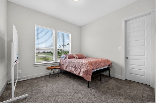 160 Pradera Ridge, Floresville, TX 78114