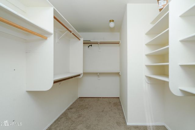 8913 W MARCONI Avenue, Peoria, AZ 85382