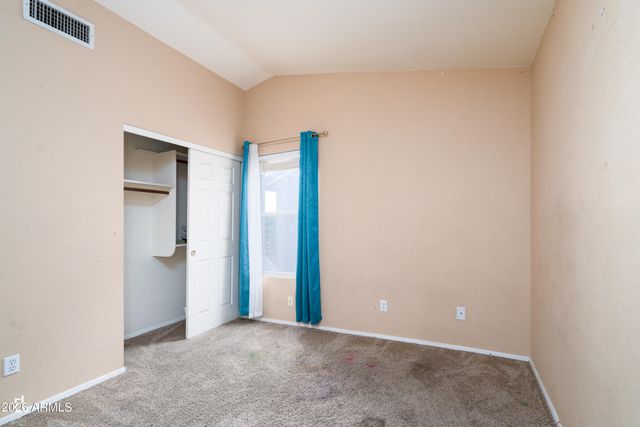 8913 W MARCONI Avenue, Peoria, AZ 85382