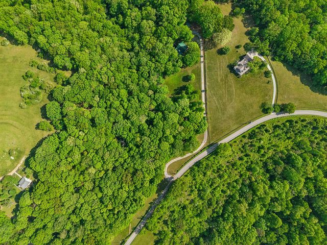 5717 Old 96, Franklin, TN 37064