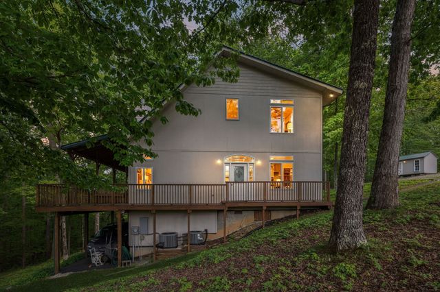 5717 Old 96, Franklin, TN 37064