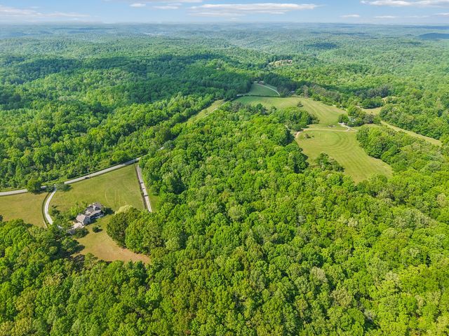 5717 Old 96, Franklin, TN 37064