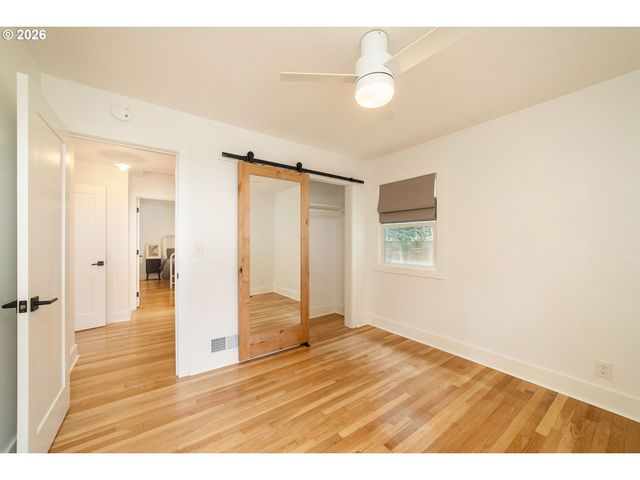 1317 Ne 109TH Ave, Portland, OR 97220