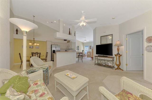 300 MIRABELLA CIRCLE 202, Venice, FL 34292