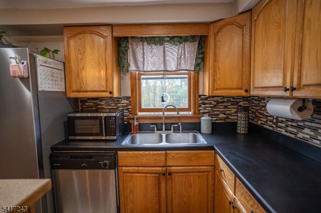 46 Fairview Ter, Wantage Twp., NJ 07461
