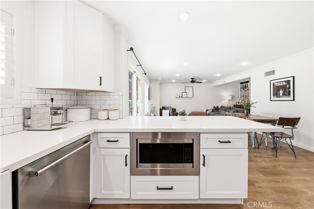 306 Campbell Lane, Costa Mesa, CA 92627