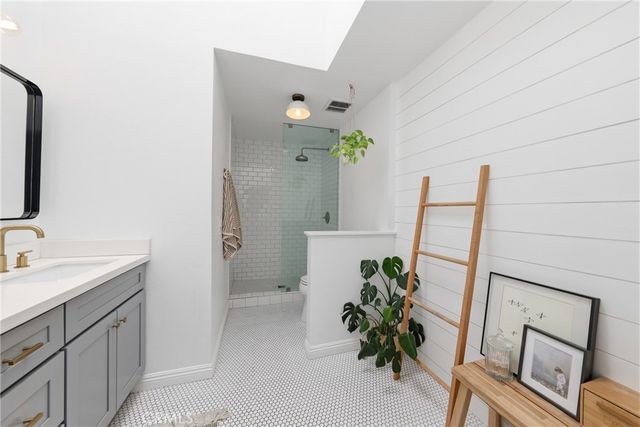 306 Campbell Lane, Costa Mesa, CA 92627