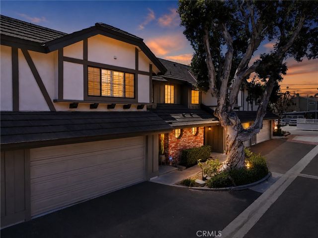 306 Campbell Lane, Costa Mesa, CA 92627