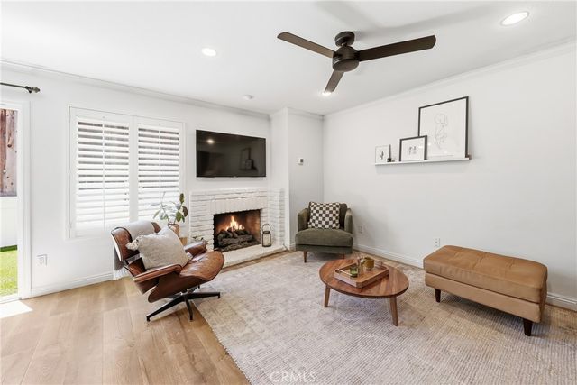 306 Campbell Lane, Costa Mesa, CA 92627