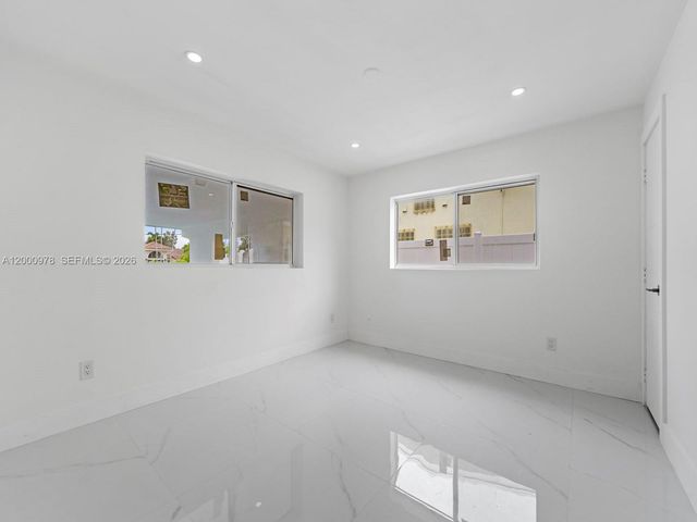 1007 Citrus Isle, Fort Lauderdale, FL 33315