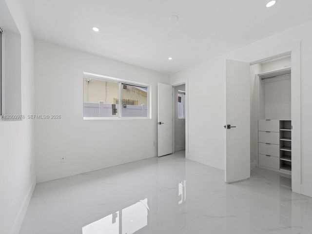 1007 Citrus Isle, Fort Lauderdale, FL 33315