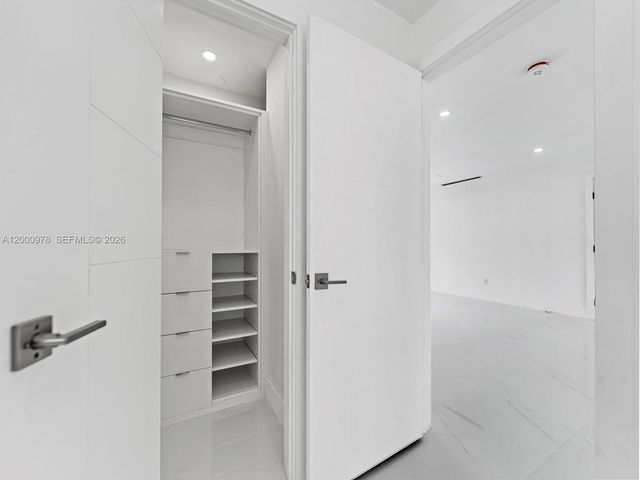1007 Citrus Isle, Fort Lauderdale, FL 33315