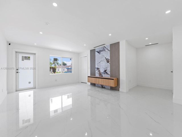 1007 Citrus Isle, Fort Lauderdale, FL 33315