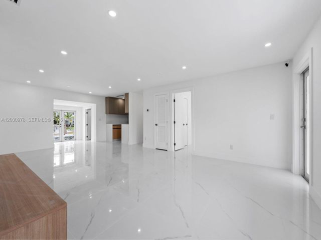 1007 Citrus Isle, Fort Lauderdale, FL 33315