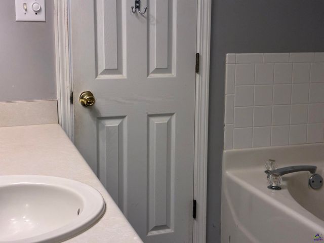 107 Onyx Court, Warner Robins, GA 31093