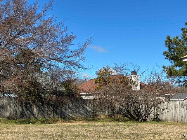 107 Onyx Court, Warner Robins, GA 31093