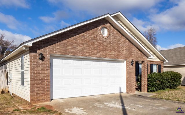 107 Onyx Court, Warner Robins, GA 31093