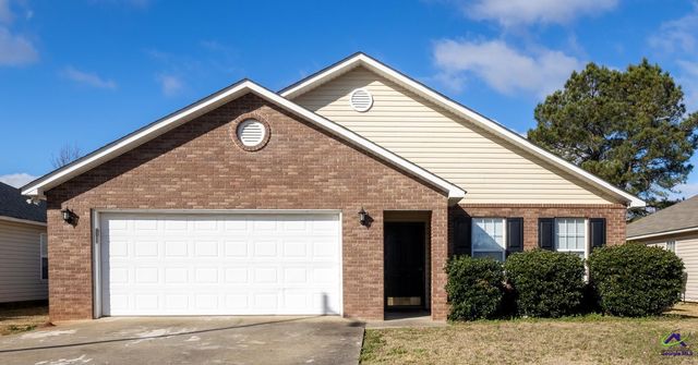 107 Onyx Court, Warner Robins, GA 31093