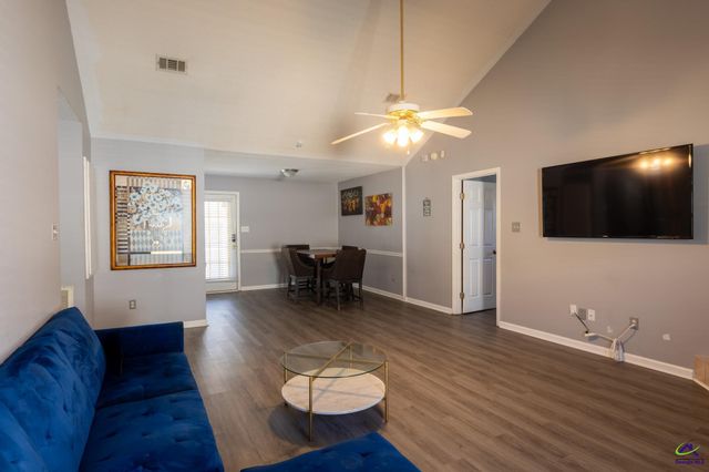 107 Onyx Court, Warner Robins, GA 31093