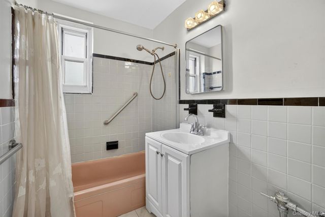 1304 Midland Avenue C78, Yonkers, NY 10704