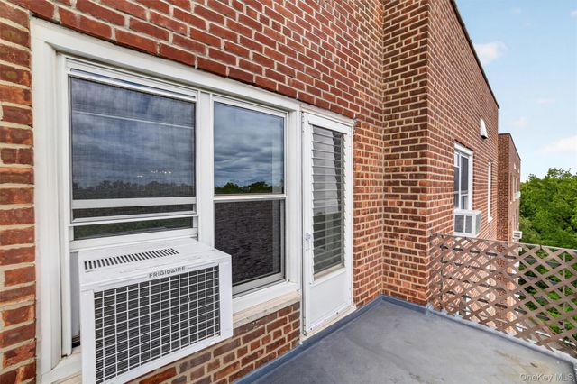 1304 Midland Avenue C78, Yonkers, NY 10704