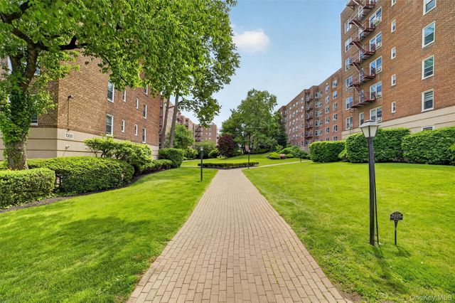 1304 Midland Avenue C78, Yonkers, NY 10704