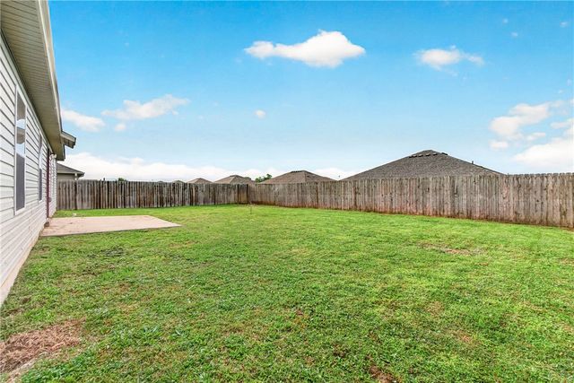 729 69th Avenue, Bentonville, AR 72713