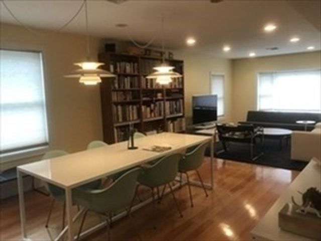 11 Oak St -, Watertown, MA 02472