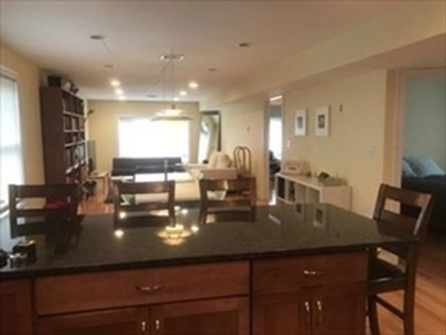 11 Oak St -, Watertown, MA 02472