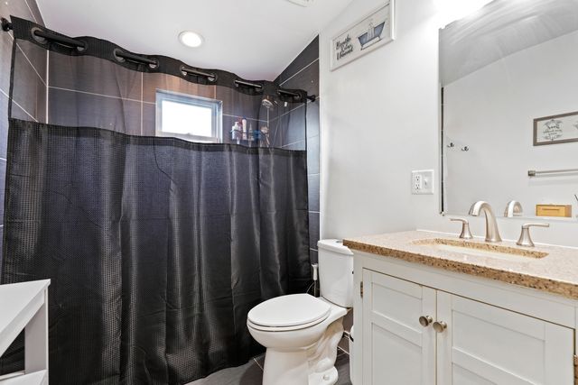 10114 S Peoria Street, Chicago, IL 60643