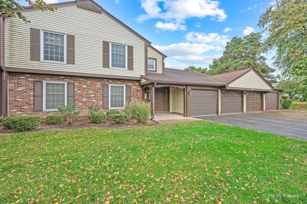 2115 Lancaster Circle 201C, Naperville, IL 60565 — photo 2