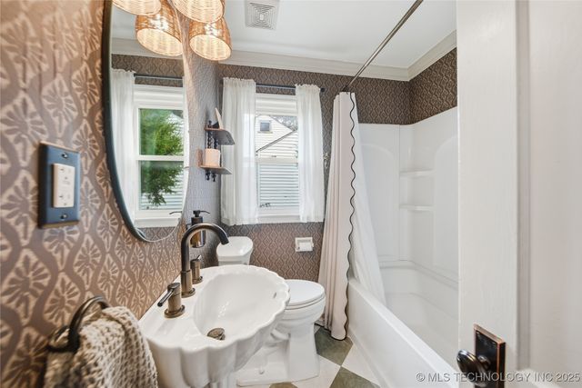 928 S Urbana Avenue, Tulsa, OK 74112