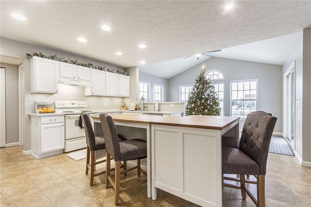 1441 Fraser Way, Farmington, NY 14425