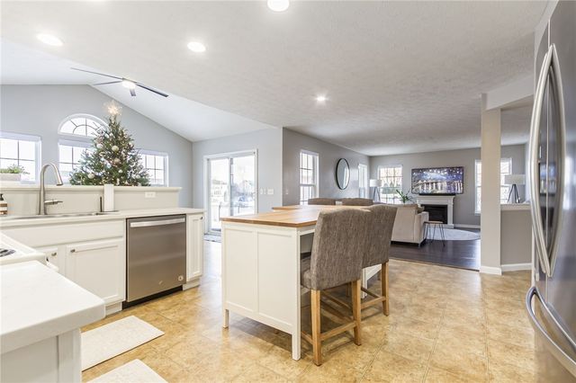 1441 Fraser Way, Farmington, NY 14425