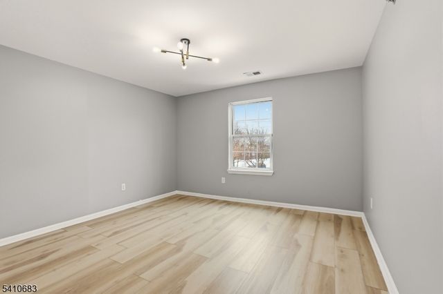 215 Hillside Ave, Newark City, NJ 07108