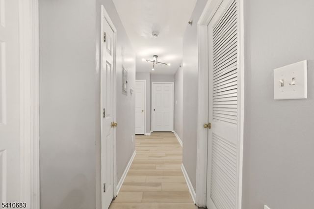 215 Hillside Ave, Newark City, NJ 07108