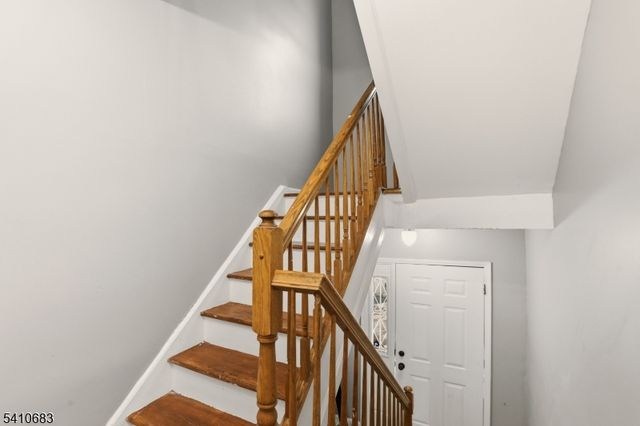 215 Hillside Ave, Newark City, NJ 07108