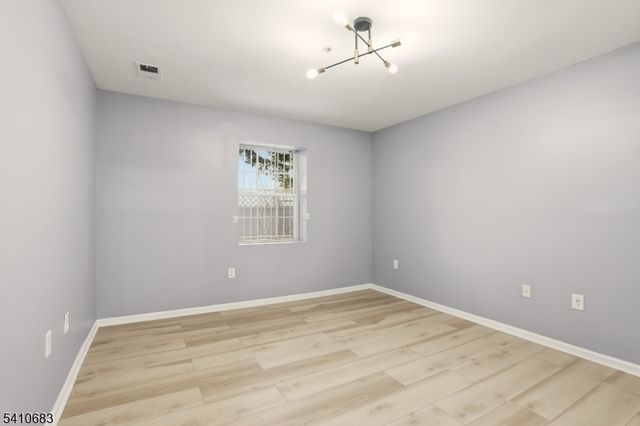 215 Hillside Ave, Newark City, NJ 07108