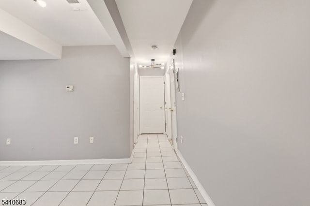 215 Hillside Ave, Newark City, NJ 07108