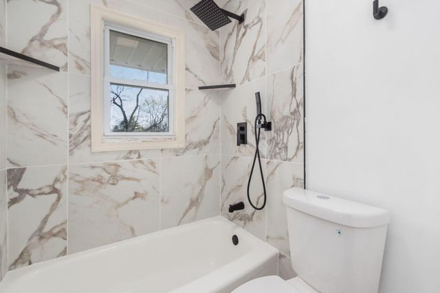 4818 Colonel Perry Drive, Columbus, OH 43229