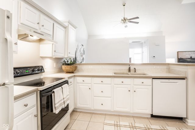 2336 Steeple Chase, Shelbyville, IN 46176
