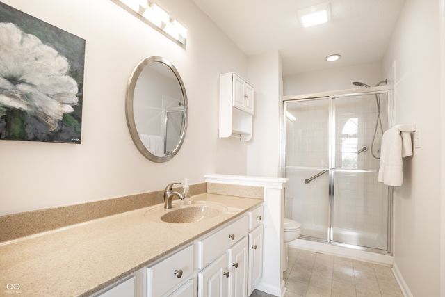 2336 Steeple Chase, Shelbyville, IN 46176