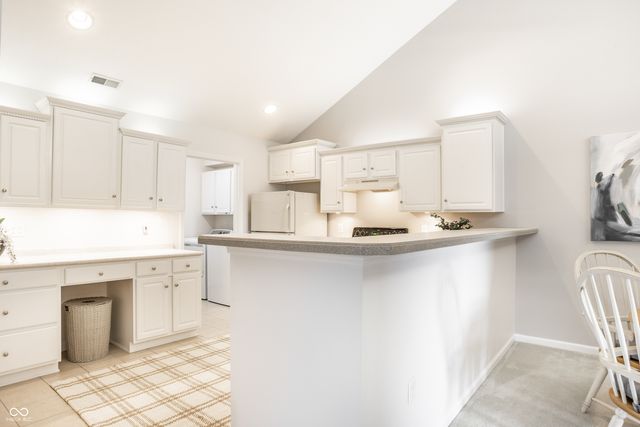 2336 Steeple Chase, Shelbyville, IN 46176