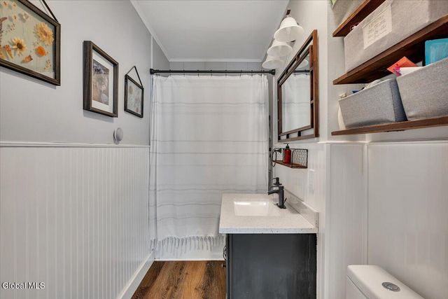 37 Hamilton Avenue, Troy, NY 12180