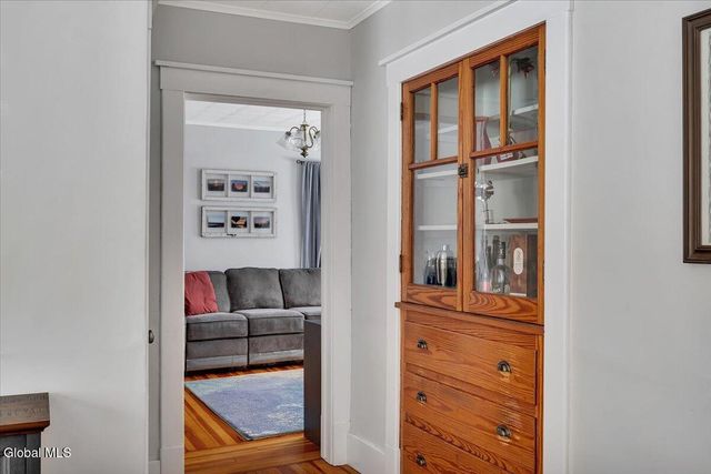 37 Hamilton Avenue, Troy, NY 12180