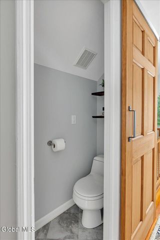 37 Hamilton Avenue, Troy, NY 12180