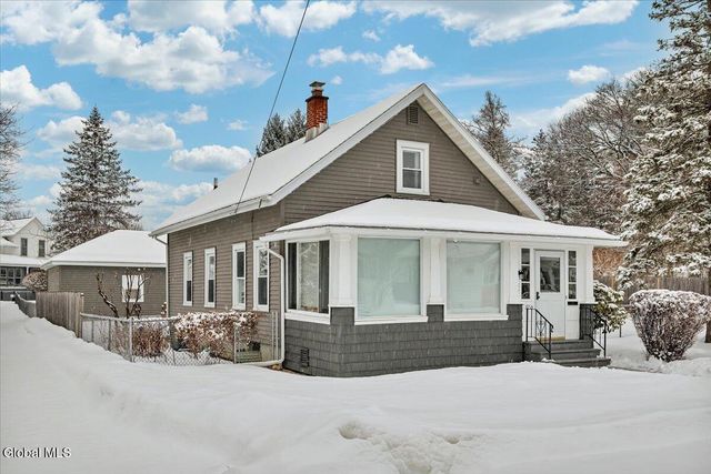 37 Hamilton Avenue, Troy, NY 12180