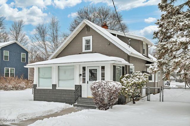 37 Hamilton Avenue, Troy, NY 12180
