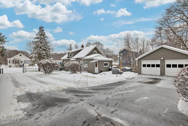 37 Hamilton Avenue, Troy, NY 12180