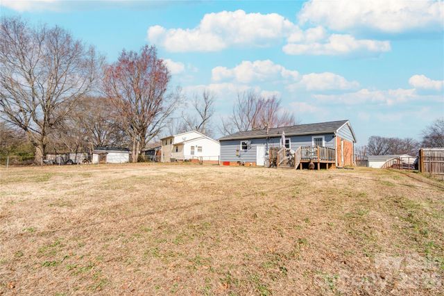 425 Farmview Drive, Gastonia, NC 28056